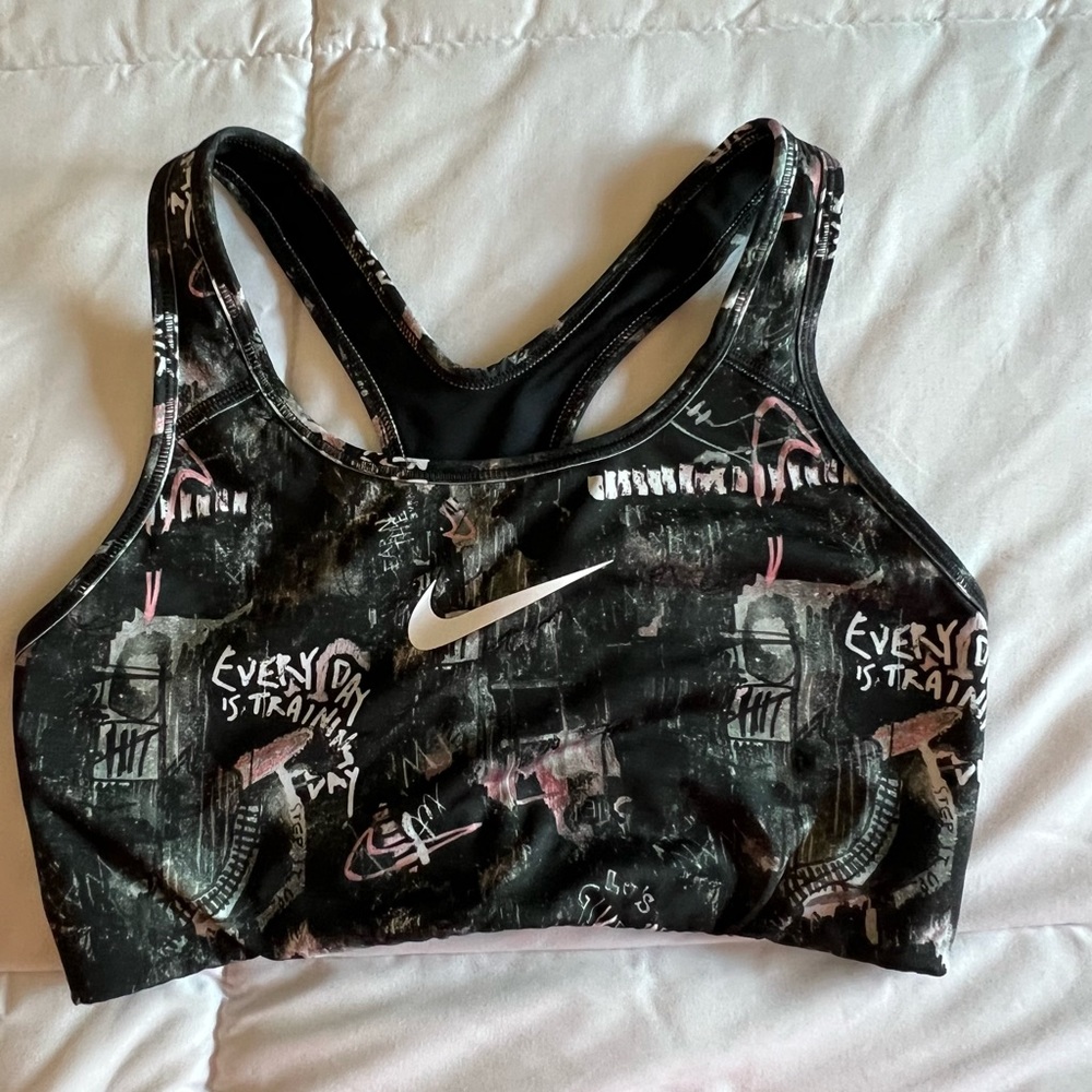 Women’s Nike Dri-fit Sportsbra